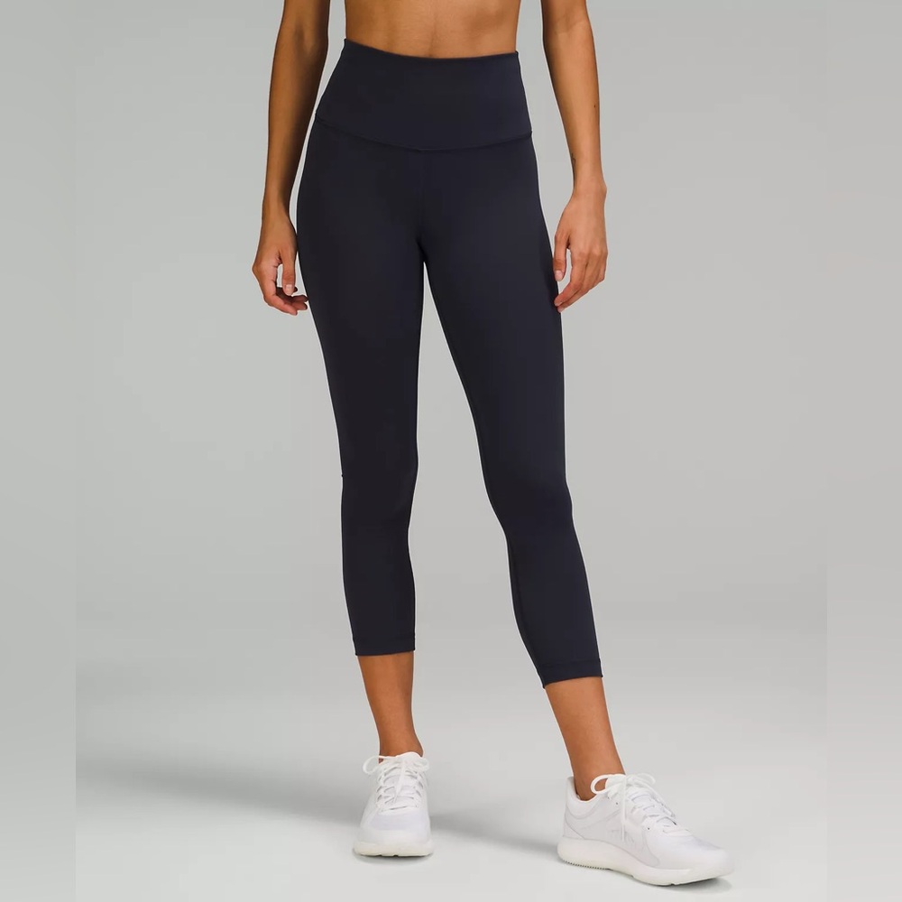 Lululemon Wunder Train High-Rise Crop 23" Size 8 True Navy